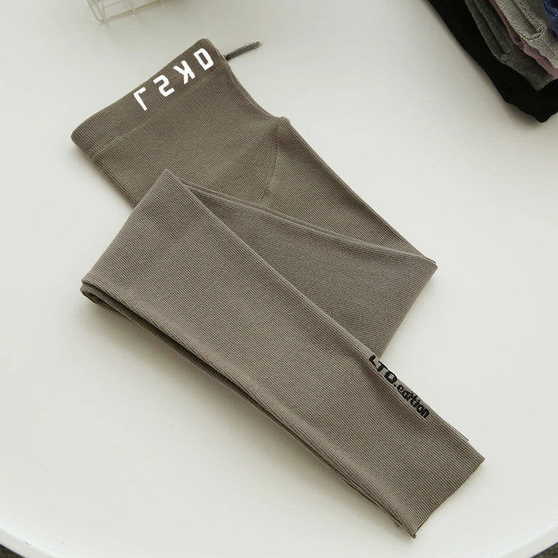NEW Arrivals S-XL 3 Colors Maternity Cotton Leggings Spring and Autumn Thin Slim-fitting and Thin Yoga Pants Autumn Outer Wear Nine-point Pants Maternity  Pregnancy Ladies Sports Clothing