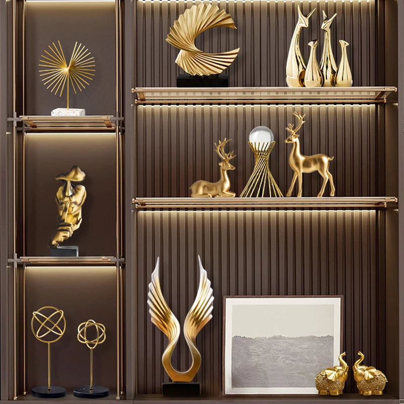 Home Decoration Luxury Accessories Feng Shui Gold Statuette Study Desk Ornaments Luxury Living Room Decoration Figurines Interior
