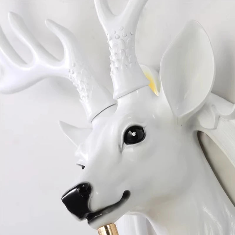 American Retro Lucky Deer Head Warm and White Lighting Wall Lamps Living Room Bedroom Restaurant Hotel Atmosphere Decorate Crystal Antlers Wall Sconces