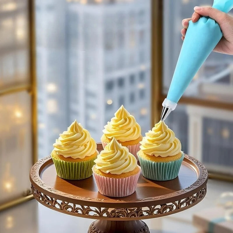 15 PCS Full Set Piping Pastry Bag with Nozzles Set for Confectionery Tips Baking and Bakery Accessories Spatula Smoothing Cake Decoration Tools Cooking Accessories Kitchen Supplies