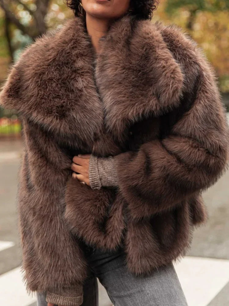 NEW Arrivals Women Retro Collar Long Sleeved Buttons Women's Faux Fur Coats Winter Snow Outerwear Thick Warm Solid Color Fury Jacket Female High Street Ladies Girls Luxury Fashion Clothing Supplies