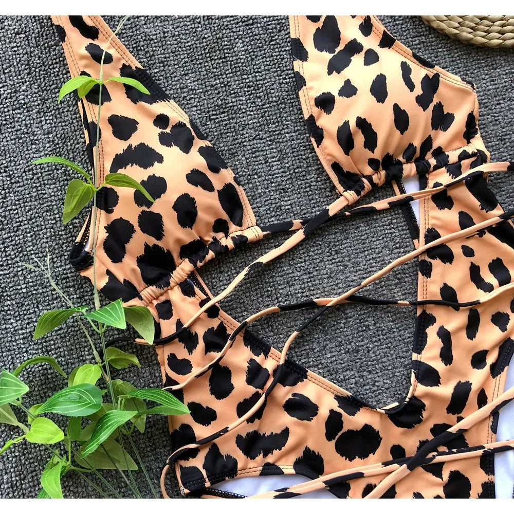 2024 New One-Piece Suits Bikini Leopard Print Hollow Strap Swimsuit Sexy Swimwear Beach Bathing Suits Push Up Bodysuit