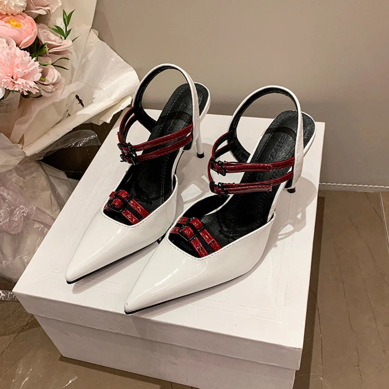 Just Arrived Black/White Color New Solid Color Double Buckle Design Baotou Sandals Women's Spring and Summer Fashion Slingback Temperament Stiletto Shoes