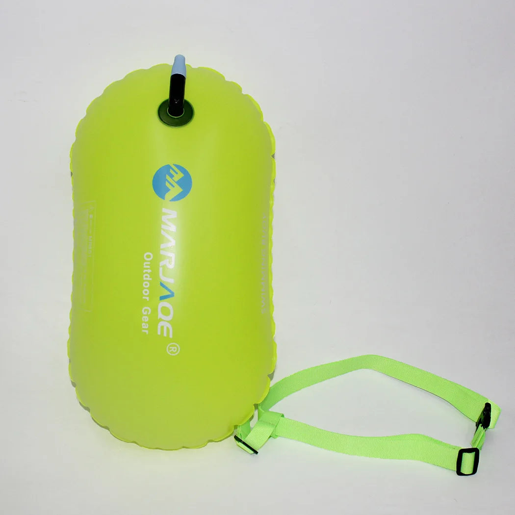 Outdoor Swim Safe Buoy Inflatable Life Saving Swim Buoy PVC Inflated Air Drying Bag with Belt Drift Bag For Swimming Pool Open Summer Water Sports Accessories