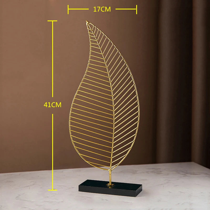 Home Decoration Luxury Accessories Feng Shui Gold Statuette Study Desk Ornaments Luxury Living Room Decoration Figurines Interior
