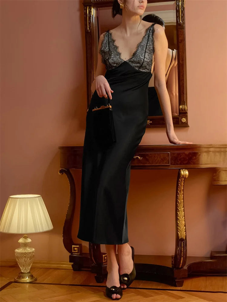 Just Arrived Black/White Color  Lace V-Neck Long Dress Women's Patchwork High Waist Slim Backless Summer 2026 New Dress Female Evening  Party Dress Gown