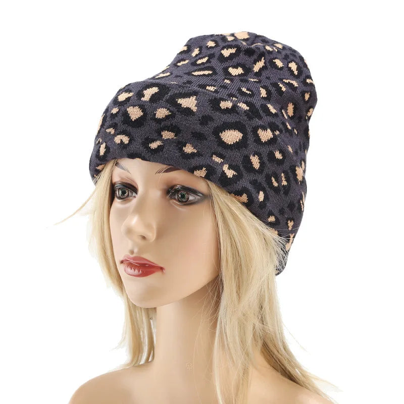 Europe Fashion Winter Knitted Hat Women Outdoor Beanie Warm Leopard Cold Hat with Thick Ear Protection Knitted Hat Men