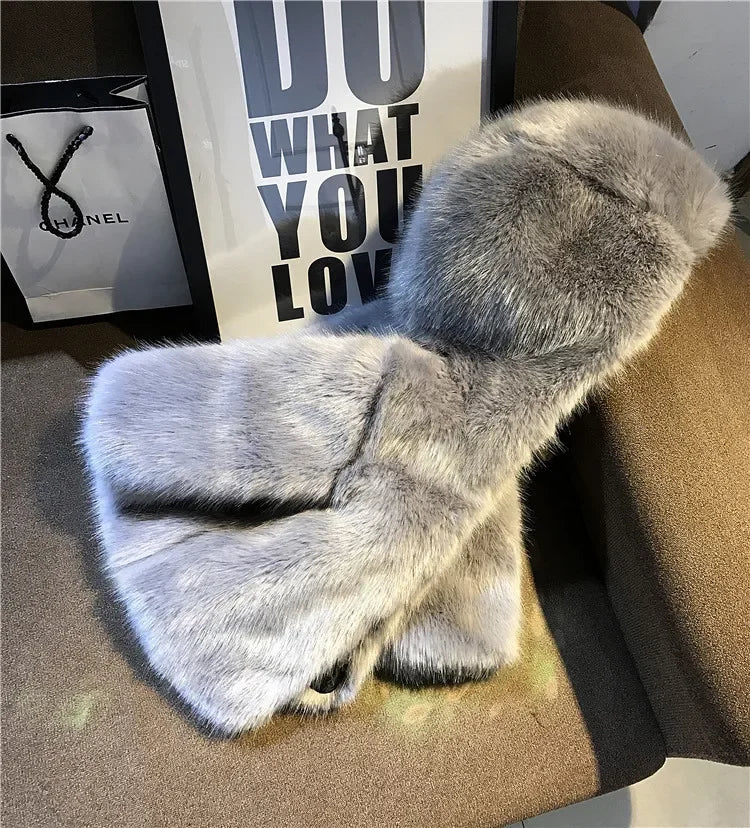 NEW Arrivals 2-14yrs Old Girl Fur Coat Winter Warm Snow Outerwear Children Cotton-Padded Italian Style Boys and Girls Mink Hair Hooded Fur Coat Short Baby Fur Coat Children Luxury Fashion Clothing Supplies