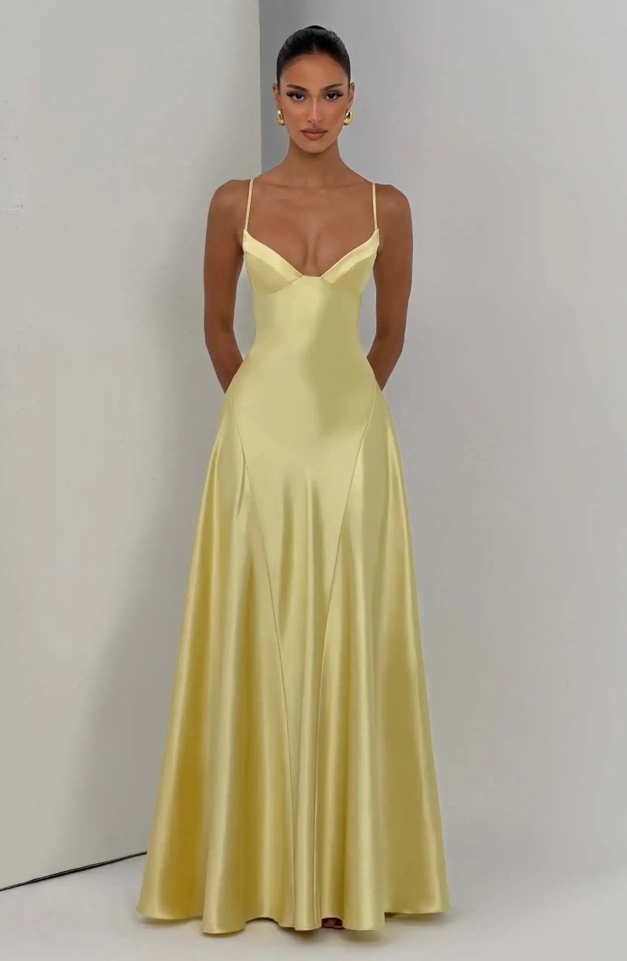 7 Types Mini and Maxi Satin Dress Elegant Satin Bustier Maxi Dress Women Yellow Spaghetti Strap V Neck A-Line Dresses Summer Lady Evening Formal Gowns.