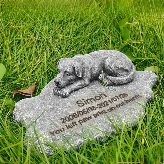 3 Colors Customizable Pet Memorial Rock Sculpture with Cute Dog Bed Design Gravestone for Garden Lawn Outdoor Resin Pet Tombstone Pets Memorial Supplies