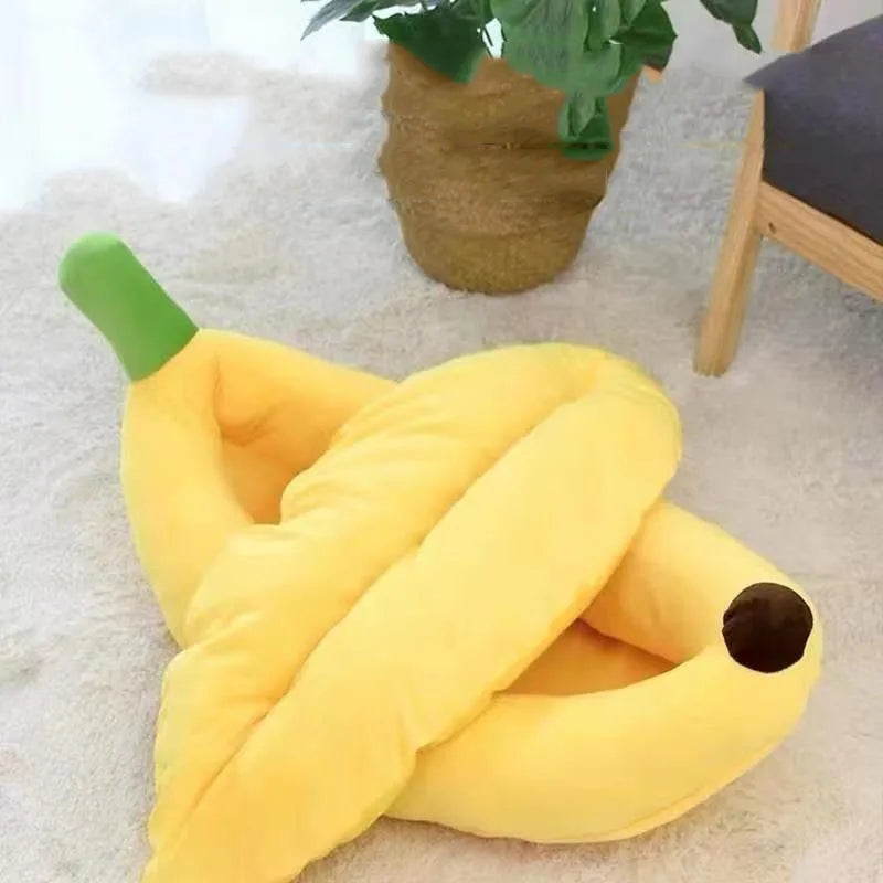 Creative Banana Shaped Dog Beds Cute Ins Soft Small Pets Mat Removable Washable Breathable Kennel Dogs Sleeping Litter 4 Seasons