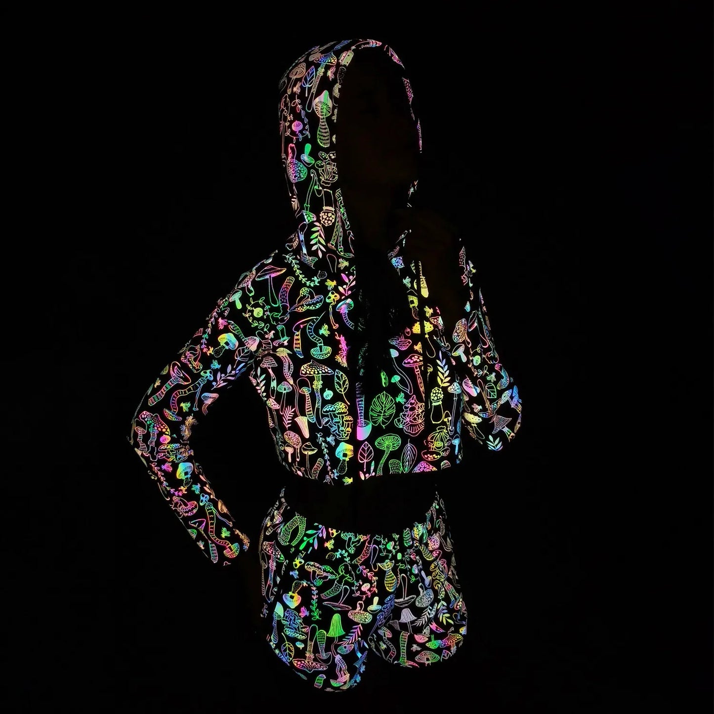 NEW Arrivals Spring Autumn Women Colorful Reflective Pullover Hoodies Y2K Harajuku Mushroom Printed Long Sleeve Crop Tops Night Clubwear Rave Party Costume