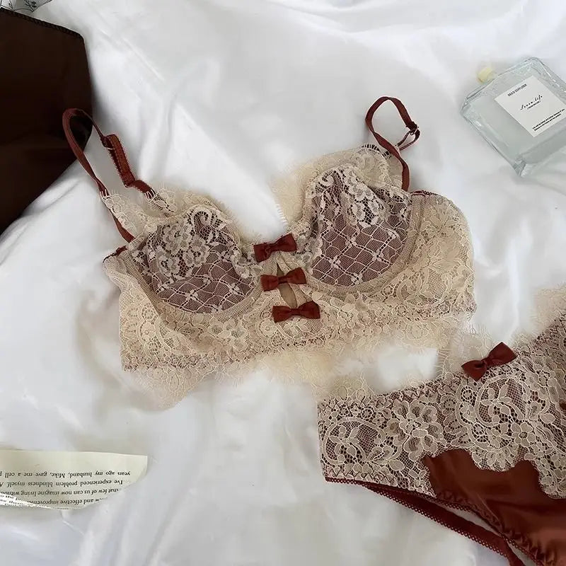 French Sexy Lace Lingerie for Women's Anti Sagging Collection Soft Steel Ring Ultra-Thin Bra Set