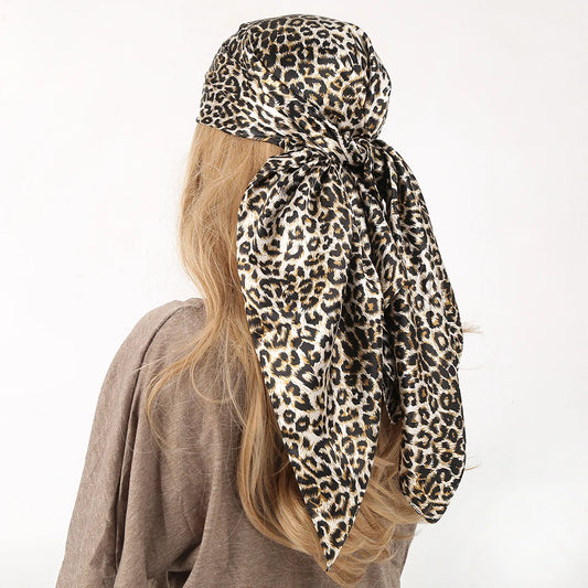 NEW Arrivals Leopard Silk Scarf Women Summer Beach Vacation Foulard Soft Satin Shawl Kerchief Square Scarfs Neck Headscarf 90*90cm Girls Ladies Luxury Fashion Apparel Accessories