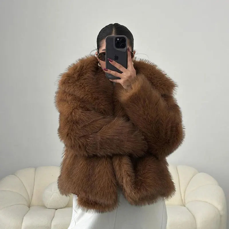 NEW Arrivals Winter Iconic Blogger Girls Snow Clothes Supplies Fashion Fluffy Square Collar Faux Fur Coat Women Ins Hot Chic Girls Fox Fur Jacket Outerwear Female Women Luxury Fashion Clothing Products