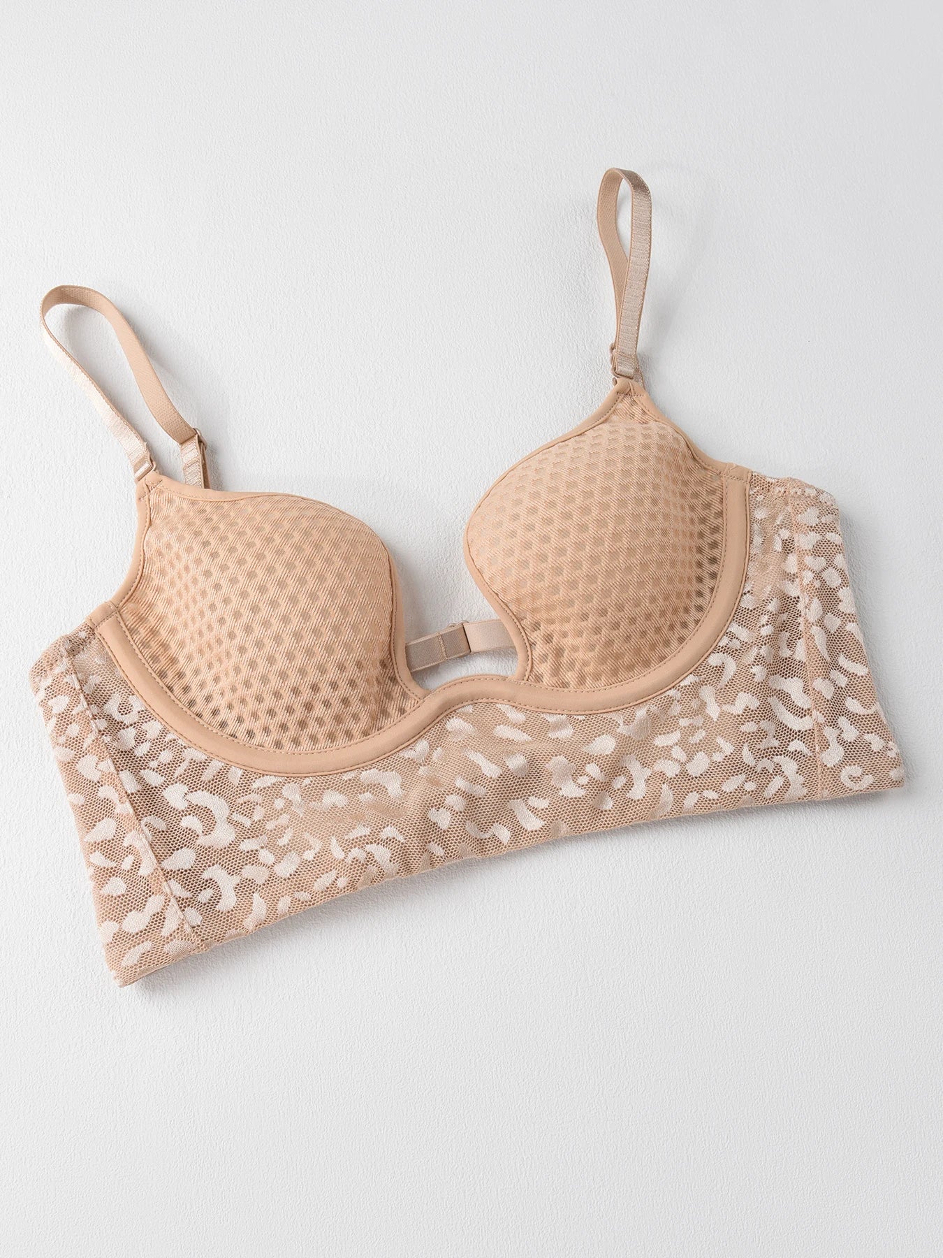 NEW 4 Colors Plus Size Stylish Mesh Breathable Soft-Steel Ring Women Bra Thin Design with Backless Multiple Wearing Styles Comfortable Lingerie Female Underwear