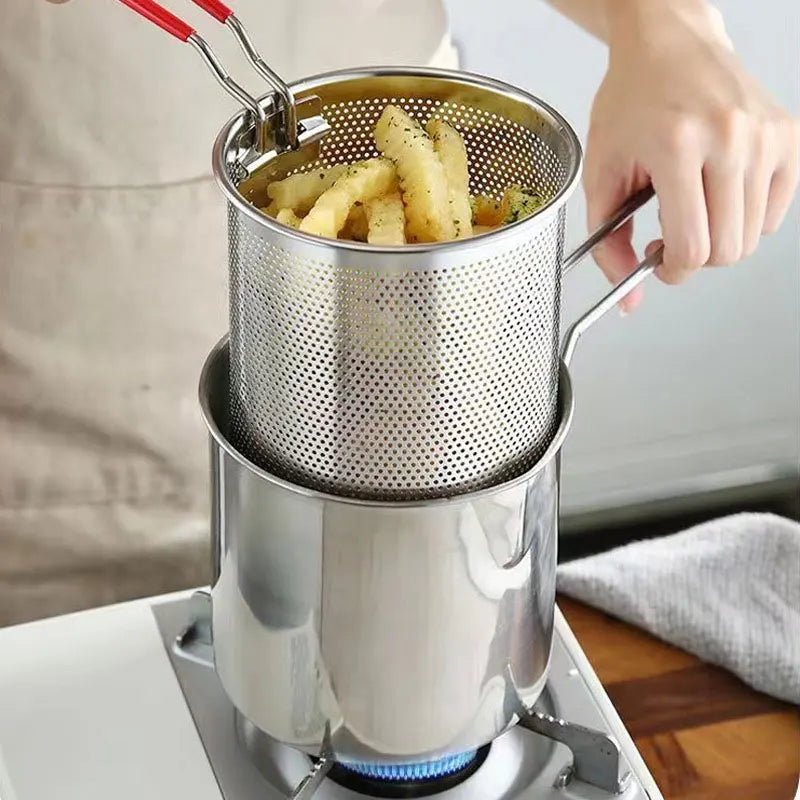 NEW Arrivals Mini Fryer Stainless Steel Deep Frying Pot Tempura French Fries Fryer Strainer Chicken Fried Pan Kitchen Cooking Tool Oil Filter Kitchen Accessories Home Supplies