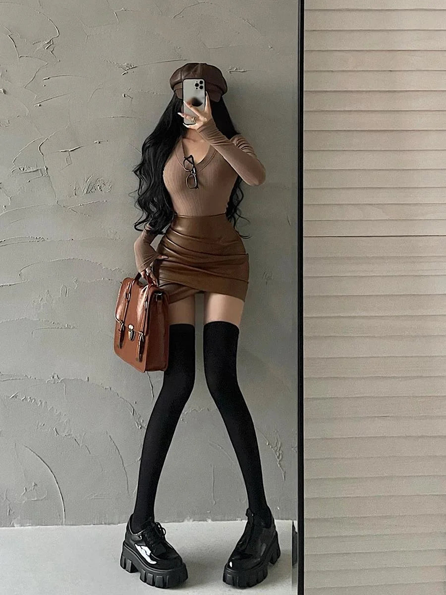 NEW Arrivals Black/Brown Hot Spicy Girl Sexy High Waist Slim A-LINE Wrinkle Wrapped Hip PU Leather Skirt Short Mini Ruffle Skirt Sweet Women MEGA Girls Sexy Fashion Apparel Supplies