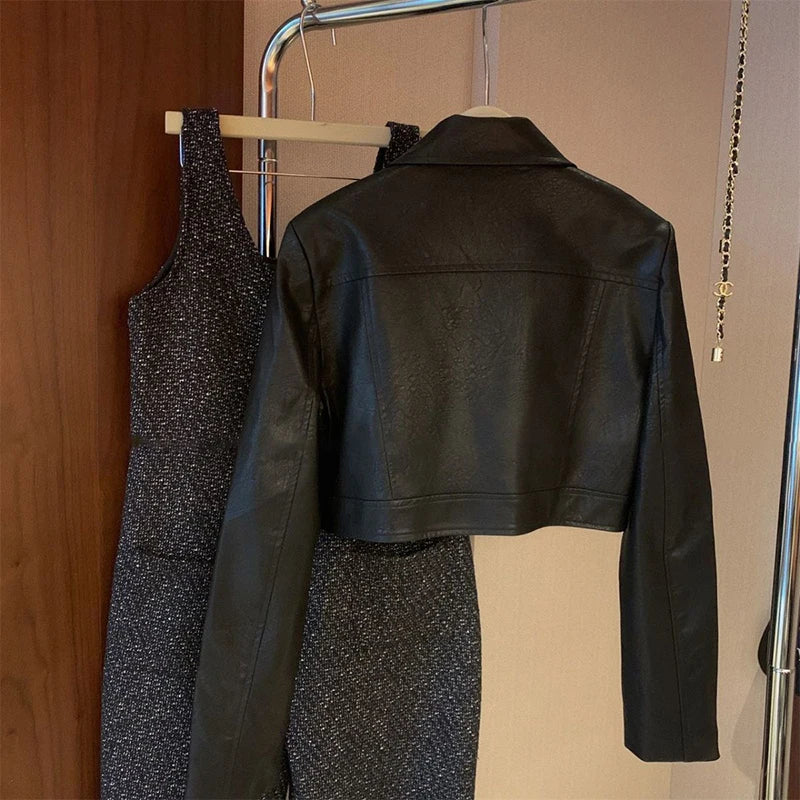NEW Arrivals Vintage Cropped PU Leather Jacket Women Streetwear Black Motorcycle Coat Fall Winter Long Sleeve Zipper Chic Outerwear Girls Casual Fashion Clothing Supplies