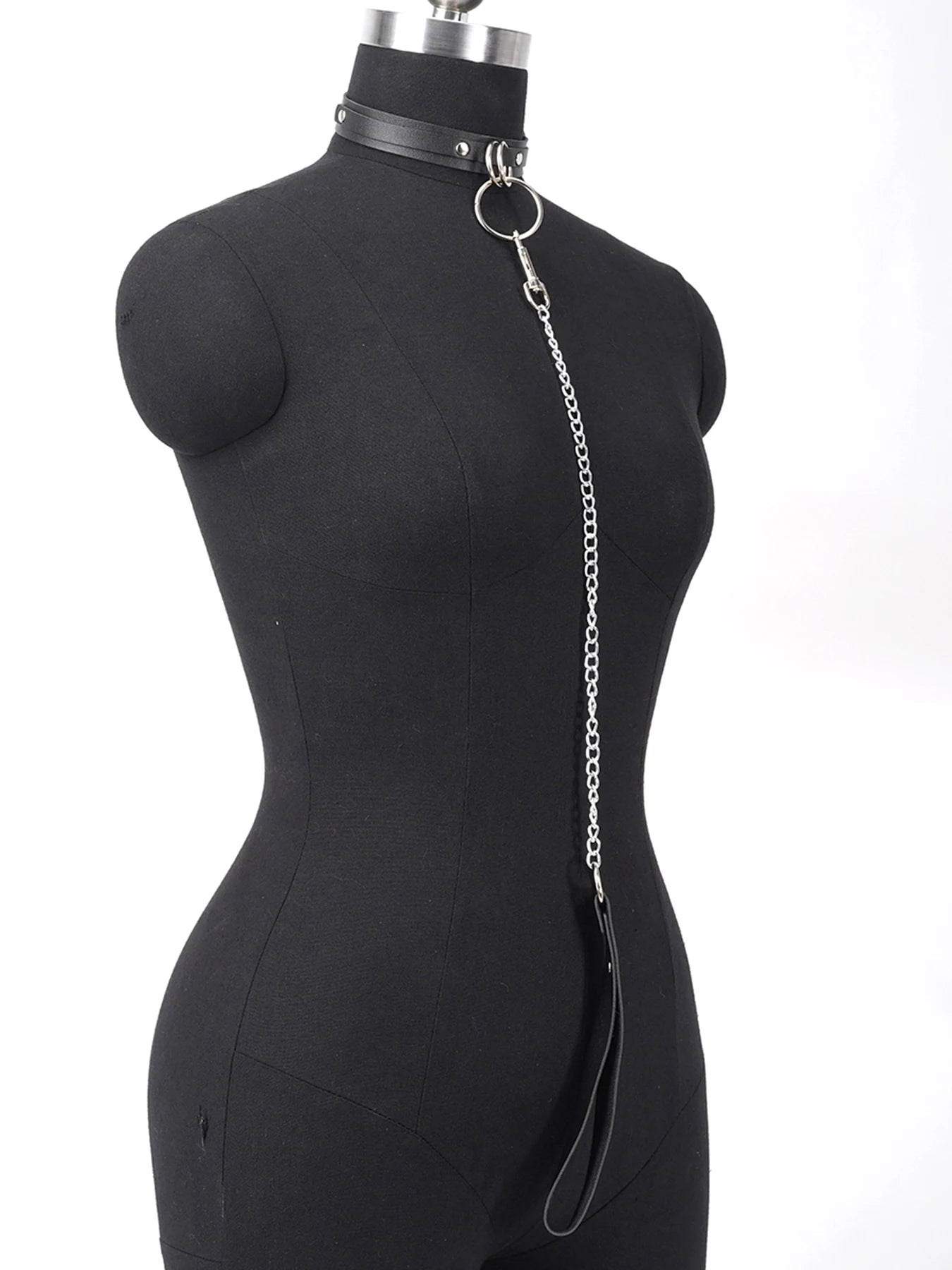 Women's BDSM Fetish Sexy PU Collar with Leash Chain Comfortable and form-fitting, adds a touch of allure Perfect for Sex Parties Adults Sex Toys Accessories