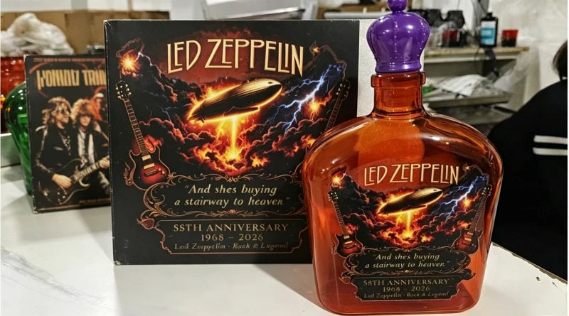 LED ZEPPELIN 58th Anniversary Whiskey Flask Portable Hip Flask Stainless Steel Whiskey Wine Bottle Decanter for Rock Fans Gift Home Bar Drinkware Night Club Pubs Barware Accessories