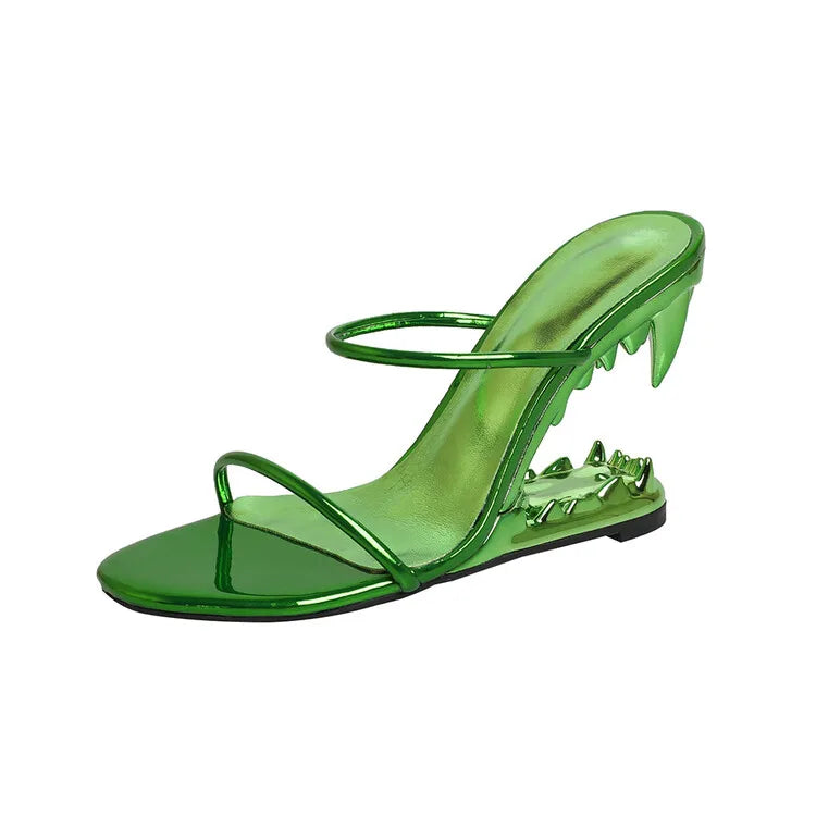 NEW Arrivals Big Gold Chain Peep Toe Tiger Teeth Heel Top Quality Sandals New Fashion Silvery Evening Beach Party Outdoors Women's Slippers Size 35-43