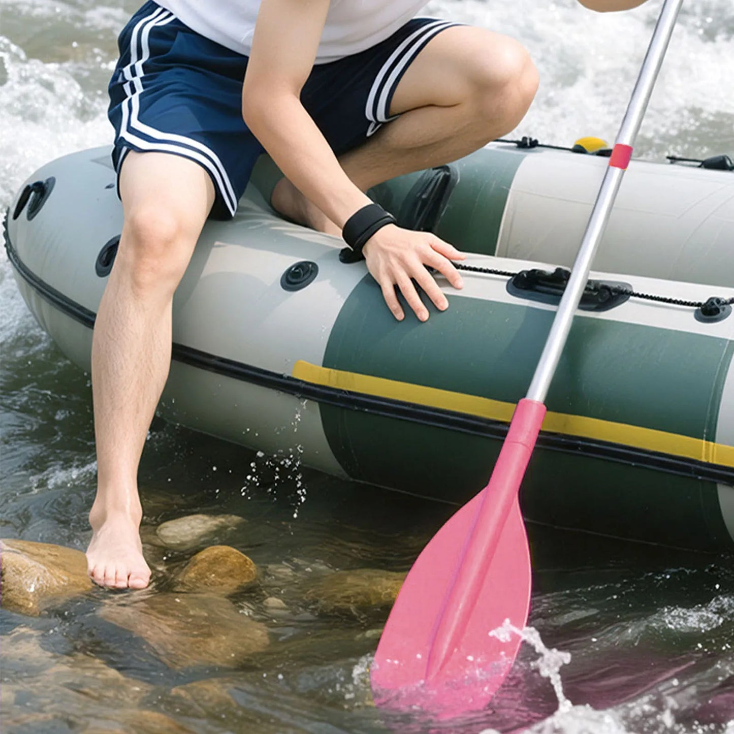 Telescoping Emergency Boat Paddle Aluminum Alloy Shaft Single-Head Boat Oars 53.5-108.5cm Adjustable Length Rafting Canoe Kayak Paddles Water Sports Supplies
