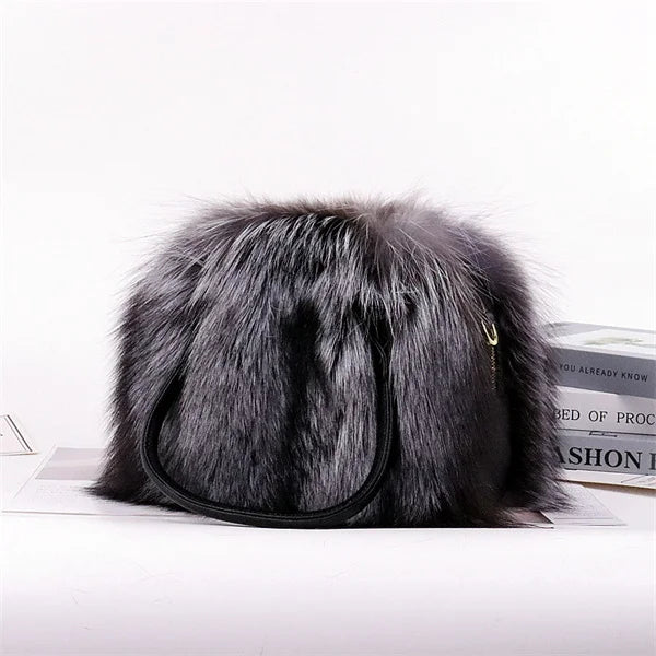 New Women's Clothing Designer Brand Luxury Real Fox Hair Large Capacity High-End Evening Party Business Dinner Handbag Charm Women's Fur Bag Purse Girls Ladies Luxury Fashion Apparel Accessories Clothing Supplies