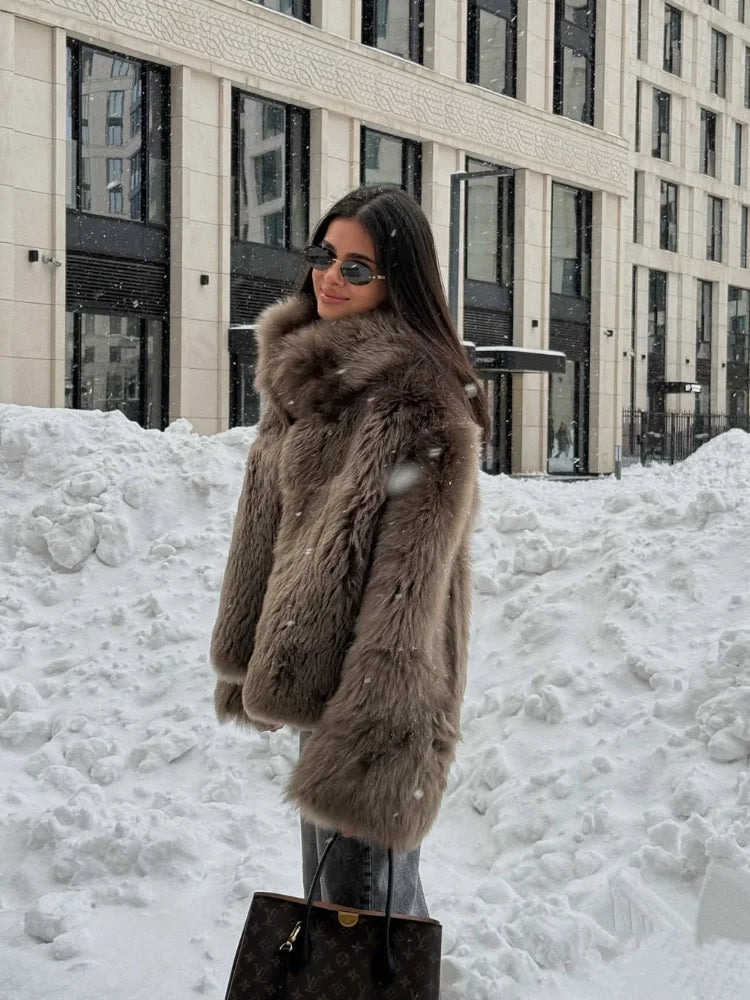 NEW Woman Brown Plush Fur Thick Coat Stand Up Collar Loose Short Jacket Lady Autumn Winter Casual Fashion Commuter Outwear
