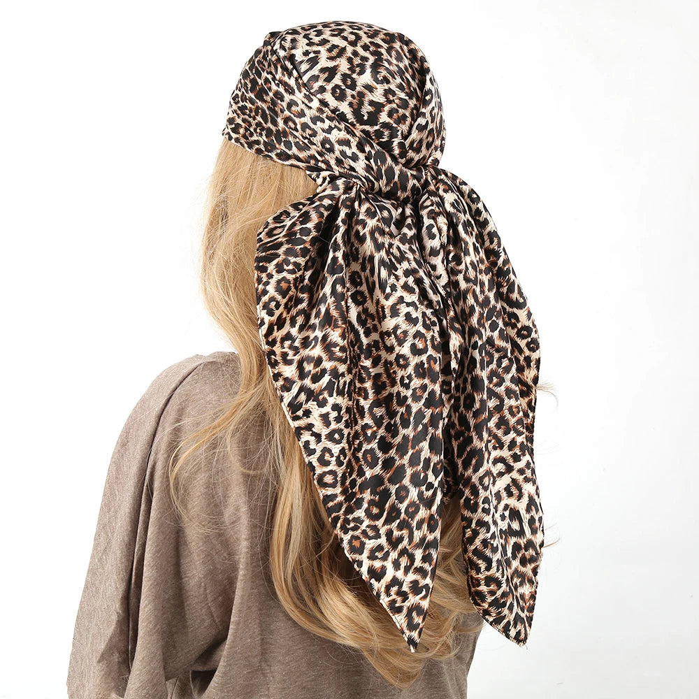 NEW Arrivals Leopard Silk Scarf Women Summer Beach Vacation Foulard Soft Satin Shawl Kerchief Square Scarfs Neck Headscarf 90*90cm Girls Ladies Luxury Fashion Apparel Accessories