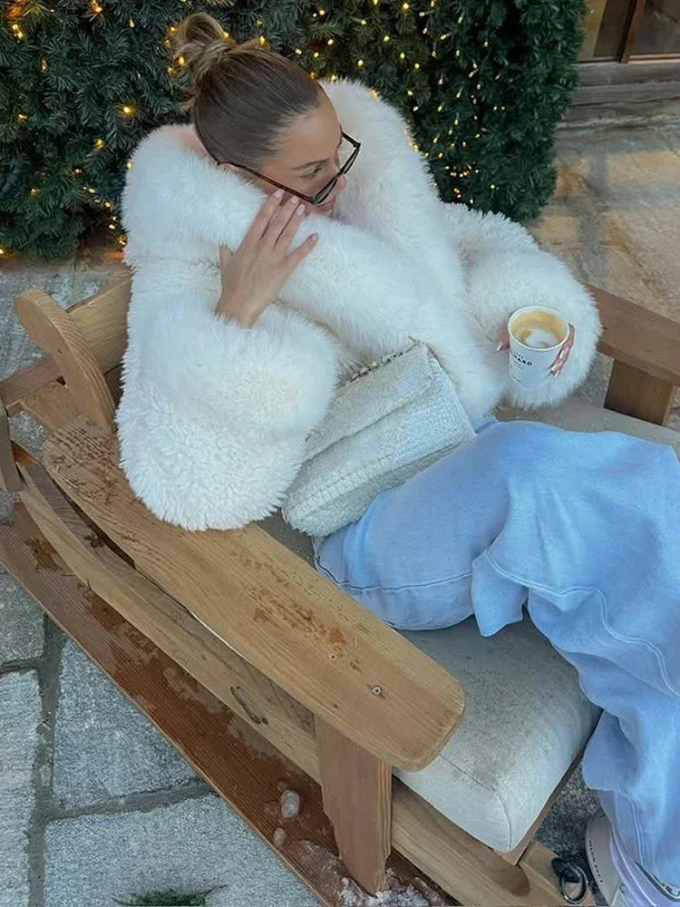 Black/White Color Winter Warm Fur Short Overcoat Women Solid Patchwork Full Sleeve Hooded Loose Thicken Coat Lady Daily Commute Winter Outwear