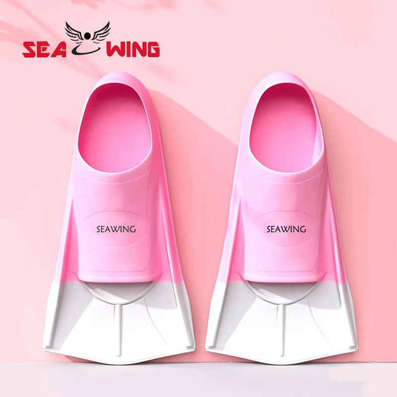 XS-XL Size Adults Kids Colorful Swimming Training Fins for Summer Beach Swimming  Elastic and Soft Silicone Diving Frog Shoes