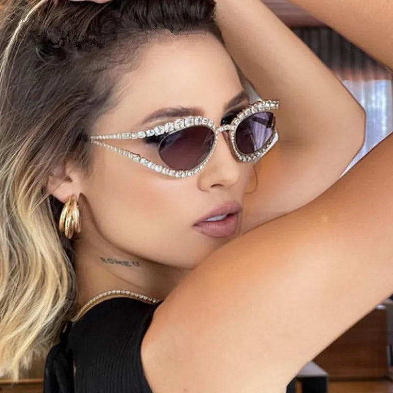High Quality Brand Designer Rhinestone Sunglasses For Women Luxury Brand Fashion Steampunk Men Eyeglasses Party Beach Shades Accessory Eyewear Supplies