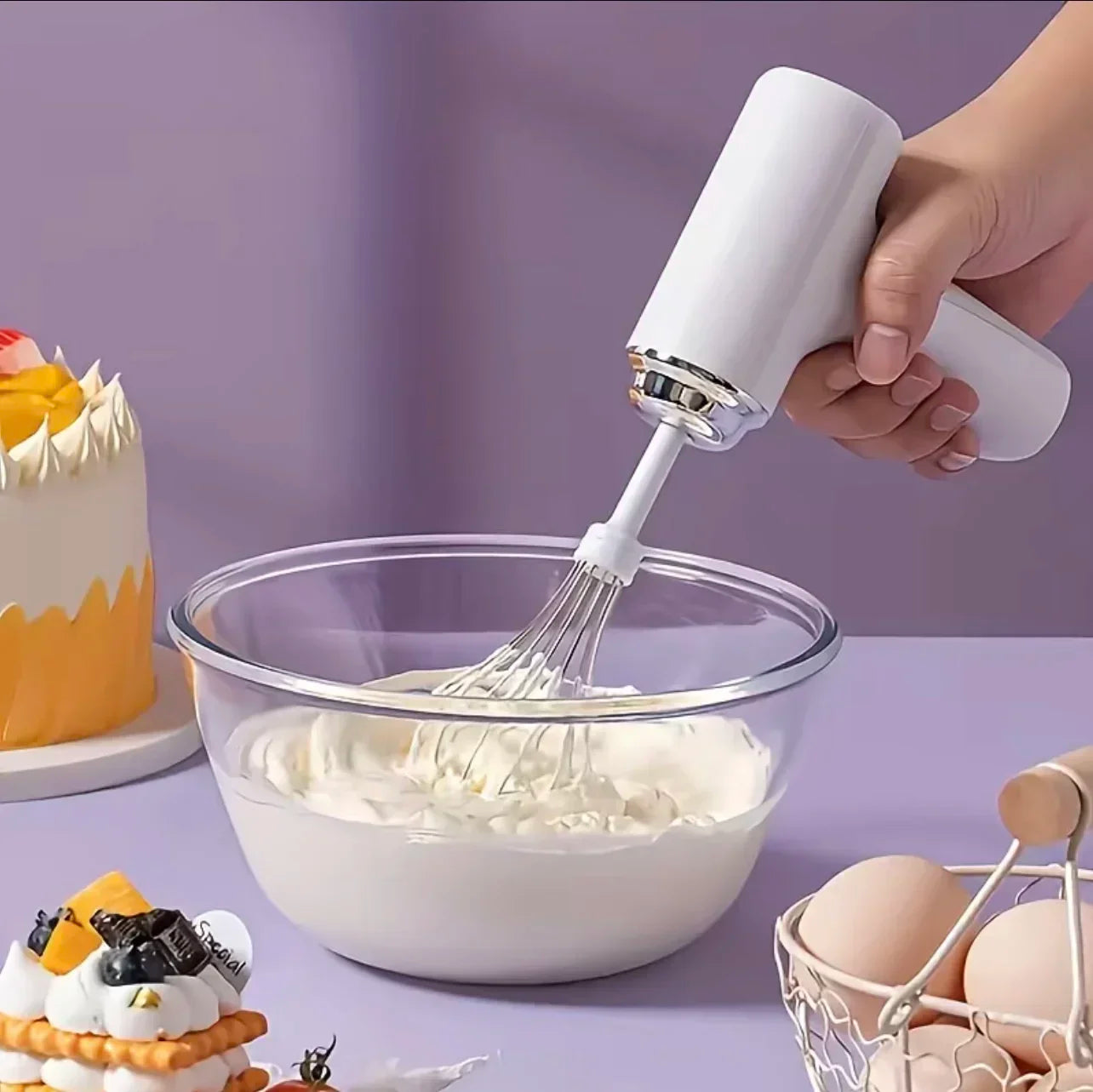 Electric USB-Type C Egg Beater Rechargeable Home Handheld Small Wireless Egg Beater Baking Cream Electric Whip Blender Hand Mixer for Cakes