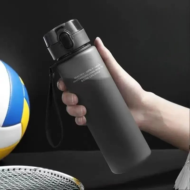 BPA Free Leak Proof Sports Water Bottle High Quality Tour Hiking Portable My Favorite Drink Bottles 560ML