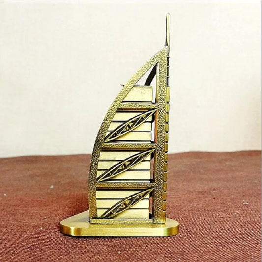 New Arrivals Metal Sailboat Hotel Workmanship Sightseeing Souvenir Burj Al-Arab Arab Tower Architects Designer Gifts Home Ornaments Home Office Desktop Decoration Suppiies