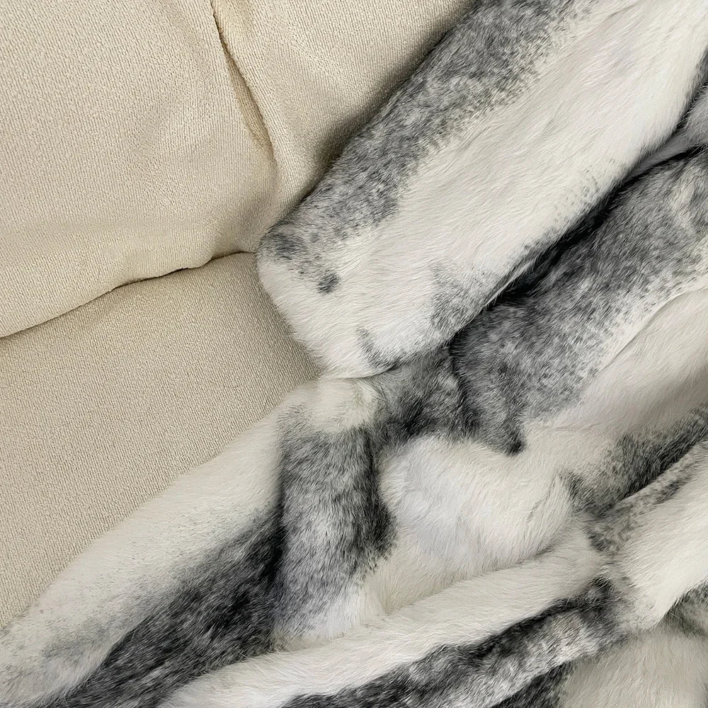 New S-3XL  Real Fox Fur Women Coat Autumn Winter Luxurious Fur Thickened Warm Hooded Real Rabbit Fur Coat Women Long Natural Fur Coat Winter Snow Streetwear Outerwear Coats Female Ladies Girls Luxury Fashion Clothing