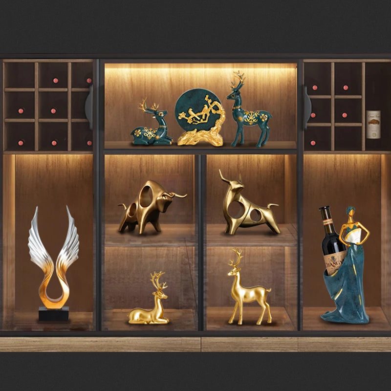 Home Decoration Luxury Accessories Feng Shui Gold Statuette Study Desk Ornaments Luxury Living Room Decoration Figurines Interior