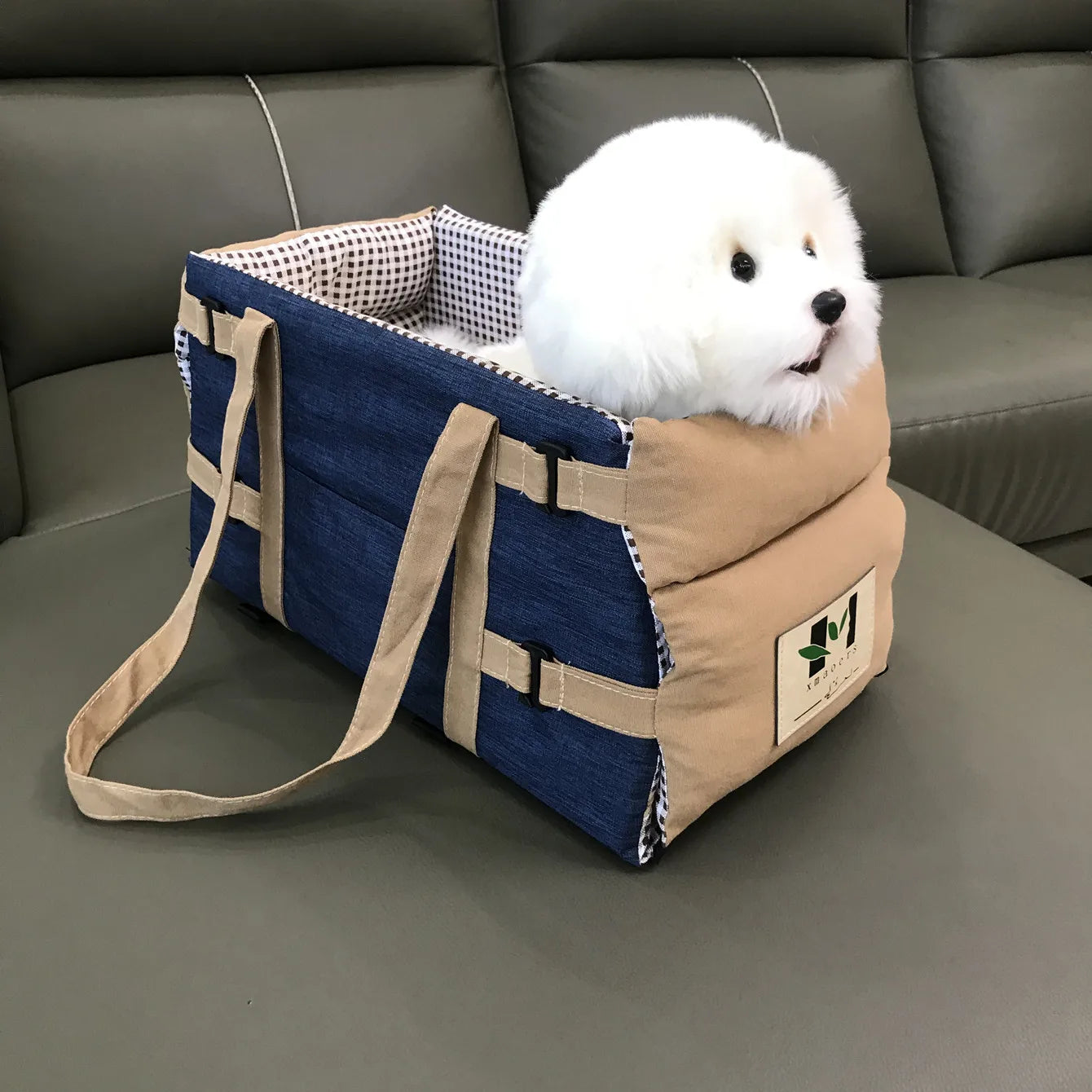 Dog Car Seat Pet Supplies - Travel Bags for Dogs Cats Portable Console Dog Car Seat Washable Dog Cat Booster Seat on Car Armrest
