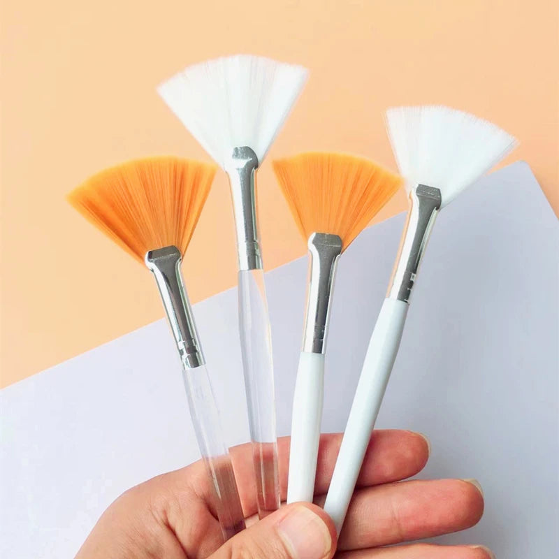 20/50 PCS Set Fan Shape Foundation Makeup Brushes Multifunctional Facial Mask Brush Essential Oil Women Beauty Makeup Tools Brush For Travel Night Club