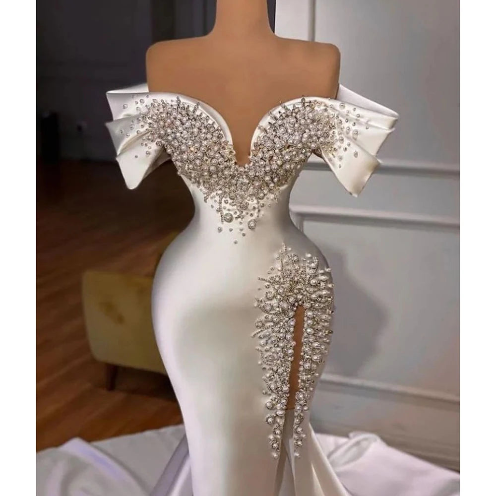 Elegant Women  Dress Satin Fashion Sweetheart Pearls Beading Side Slit Court Train Mermaid Gown Bride Dress