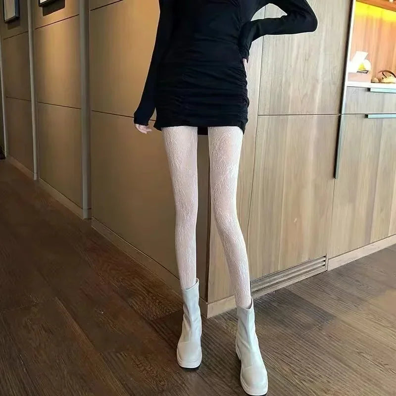 Black/White Color Sexy Lolita Hollowed Lace Mesh Stockings Bottomed Pantyhose Japanese Goth Floral Rattan Stocking Hot Classic Tights