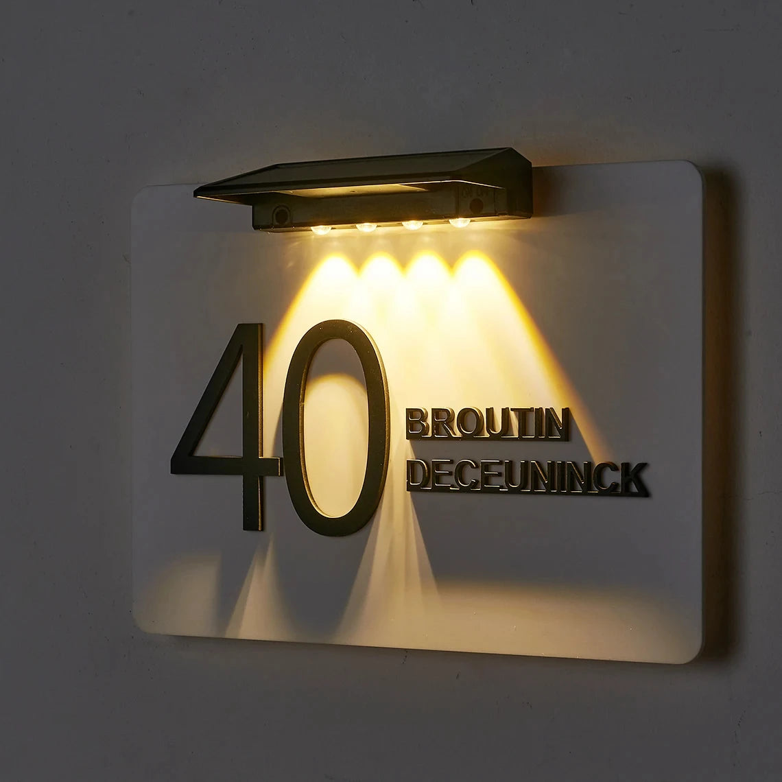Customized Outdoor Solar House Sign LED Illuminated 3D Laser Cut Acrylic House Numbers Personalized Exterior Family Address Sign Home Lighting Accessories