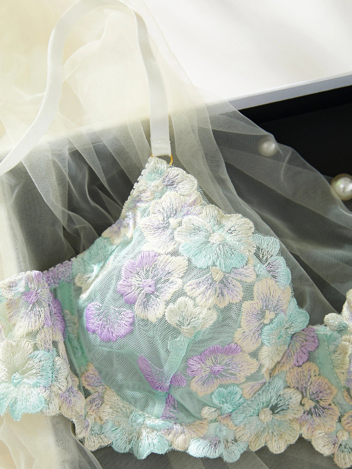 Fancy Lingerie Sexy Delicate Underwear Lace Embroidery Bilizna Set Fairy Intim Goods Onlyfans Kit Beautiful Brief Sets