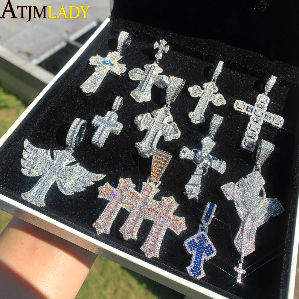New Iced Out Cross Pendant Necklace For Women Men Bling Prong Setting Cubic Zirconia Cross Charm Luxury Hip Hop Fashion Jewelry Accessories.