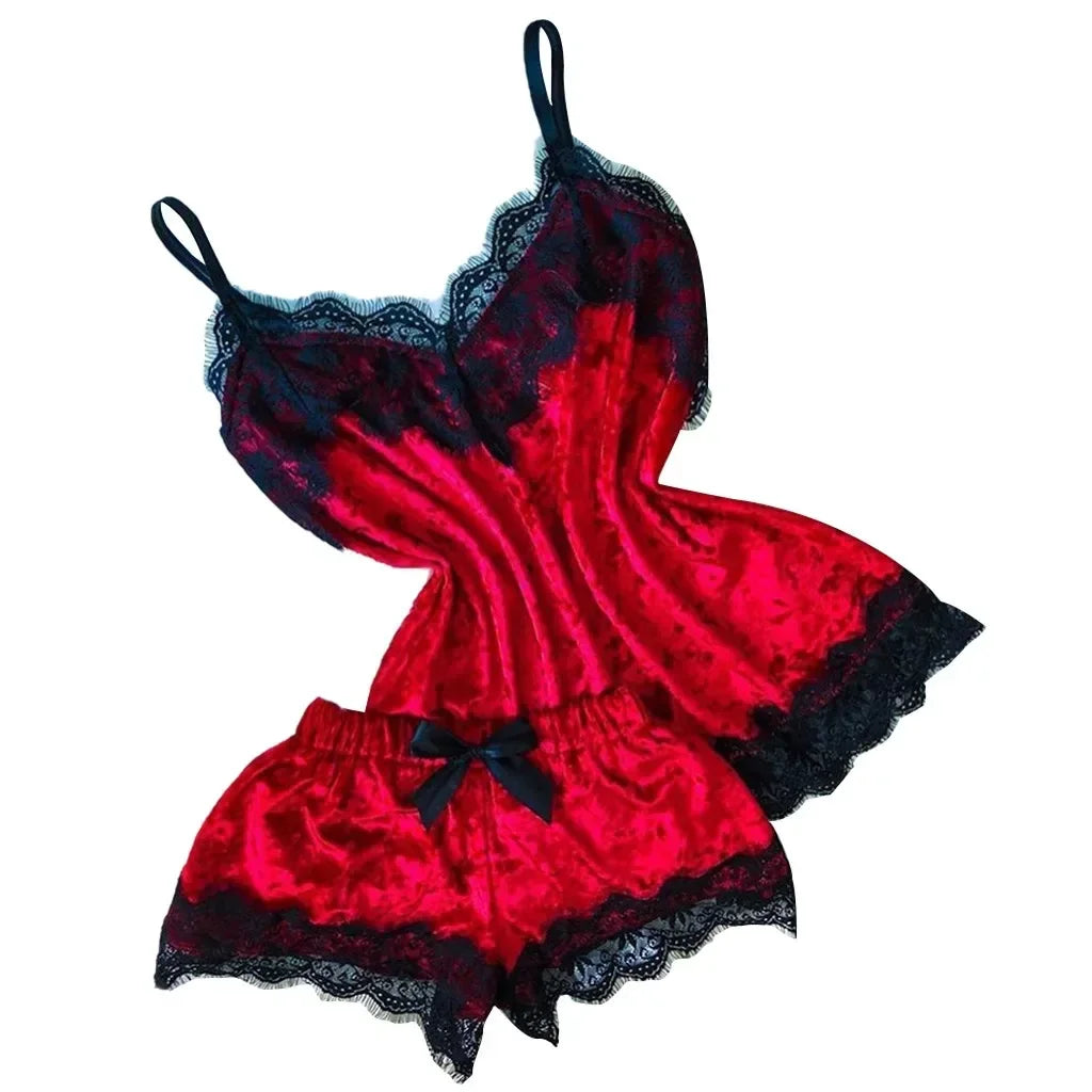 2 PCS Set S-XL Size Autumn Winter Velvet 6 Colors Pajamas Set Women's Sexy Lingerie Sleepwear Nightwear Cute Cami Top and Shorts Pajamas Sets Loungewear Home Wear Women Lingerie Clothing Supplies