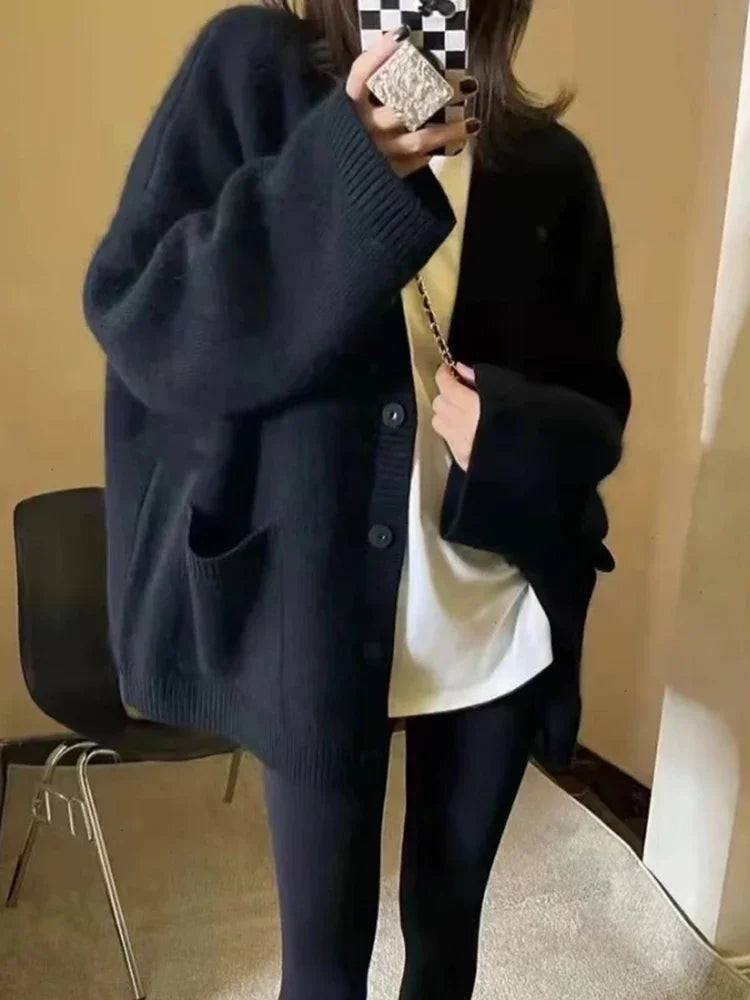 NEW Arrivals Solid Color Chic Long Sleeves Loose Casual Women Cardigan Sweet Knitting Fashion Single Breasted Simple Female Cardigans Ladies Girls Luxury Fashion Clothing Supplies