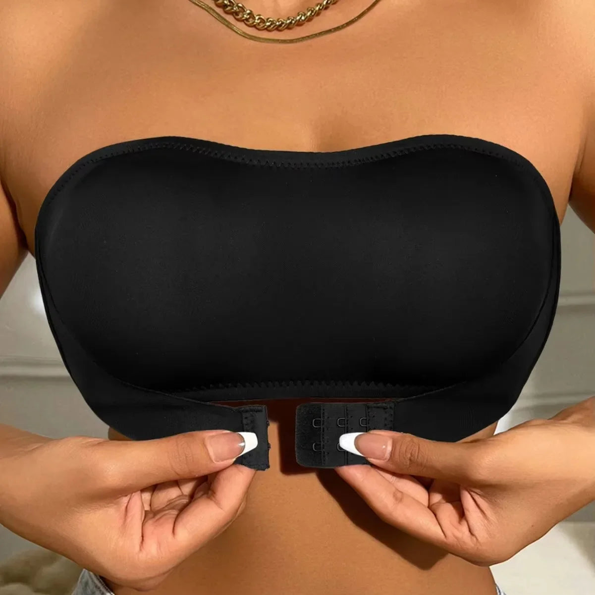 S-XL New Women's Strapless Bandeau Bra Removable Padded Soft Ice Silk Traceless Brasseries Wire Free Seamless Bra Smooth Underwear