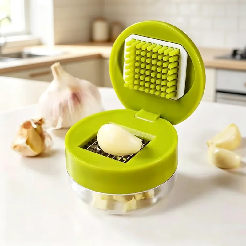 Multifunctional Garlic Press Manual Mincer， ABS and Stainless Steel Garlic Slicer Handheld Ginger Masher with Storage Case Kitchen Tools
