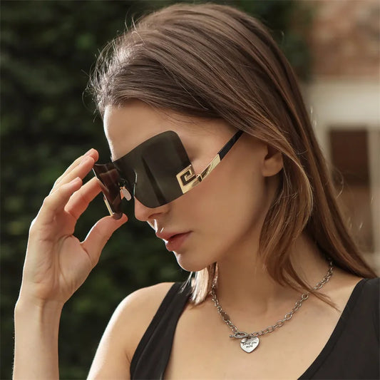 New Fashion Brand Designer Luxury Oversized Rimless Sunglasses Women Men Vintage Punk Sun Glasses Trend One Piece Eyewear Supplies Accessories